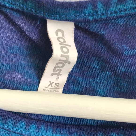 Colorfast flowy top - Picture 7 of 9